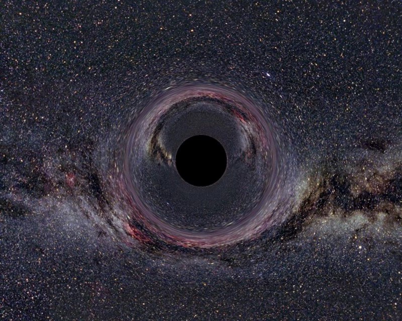 Что вы увидите, падая в черную дыру?