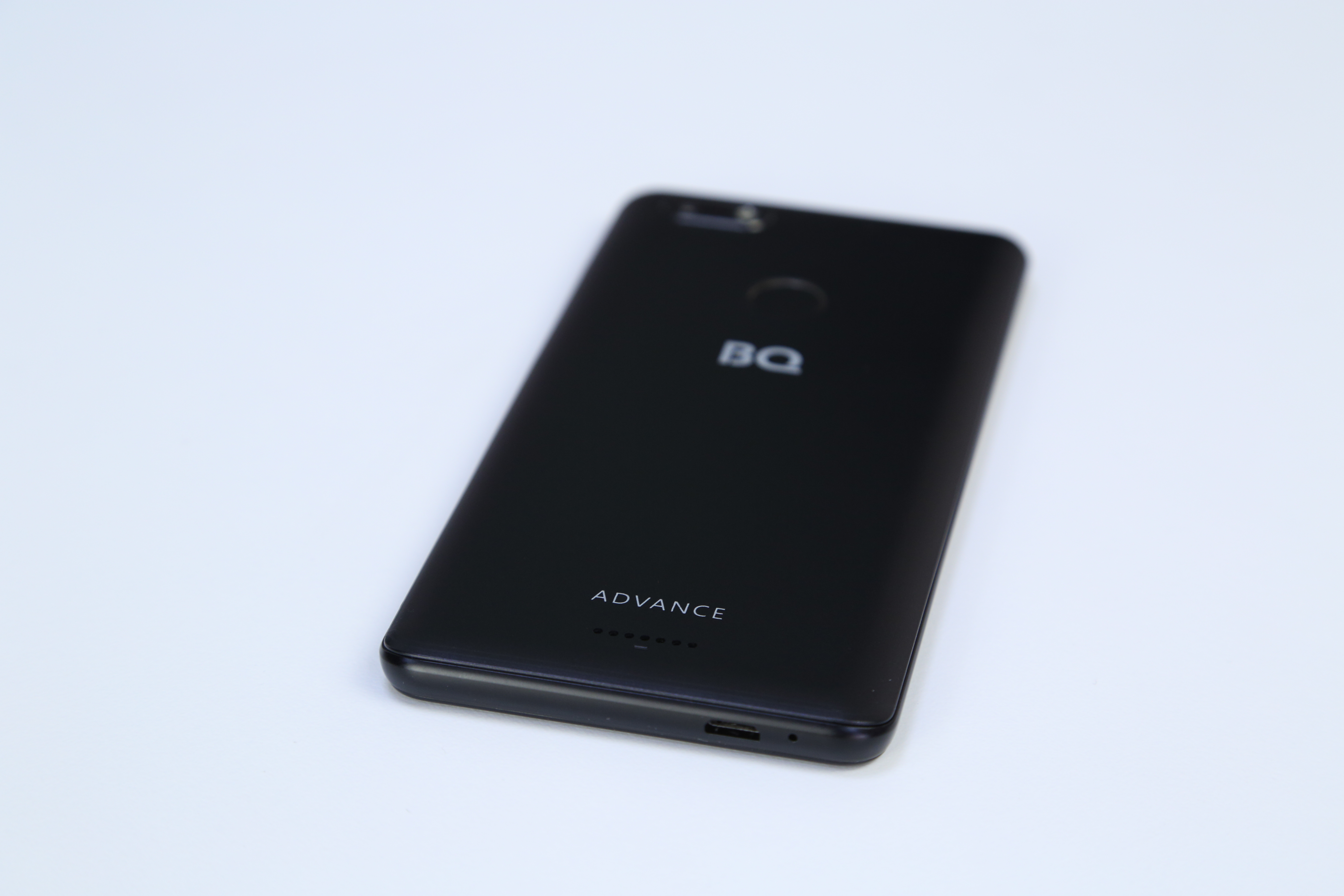 BQ Advance — не смартфон, а кладезь сюрпризов