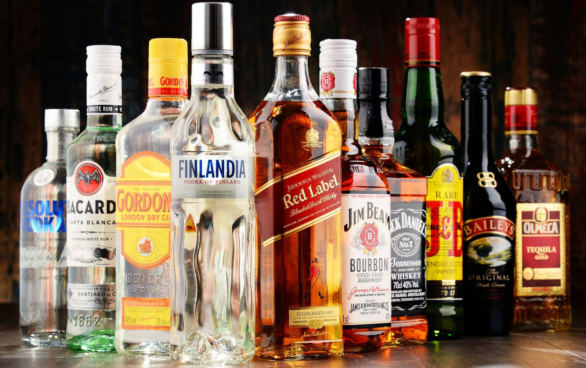 Исследование объяснило, как алкоголь повреждает ДНК и увеличивает риск рака