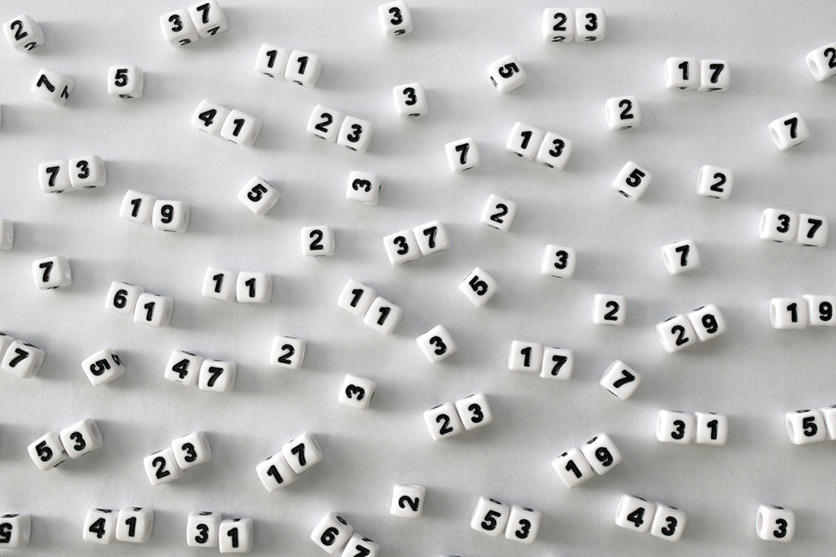 Зачем математики ищут простые числа с миллионами знаков?