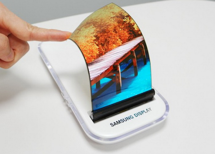 #CES 2018 | Samsung показала прототип гнущегося смартфона