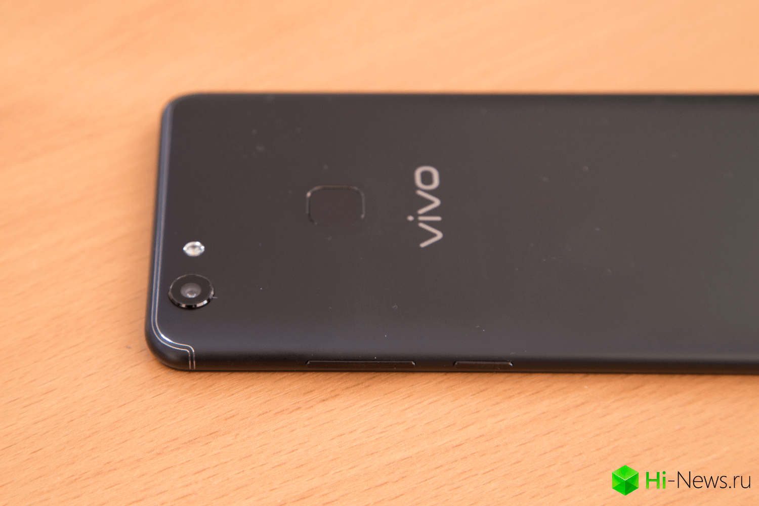 Vivо V7 Plus — смартфон, который вызывает интерес
