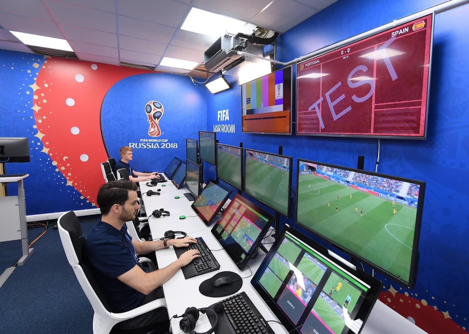 Как работает видеорефери на чемпионате мира по футболу в России
