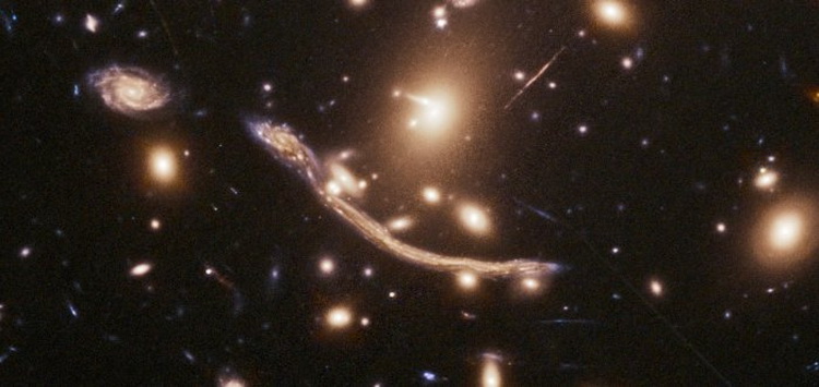 Телескоп «Хаббл» приступил к наблюдению за самыми первыми галактиками Вселенной