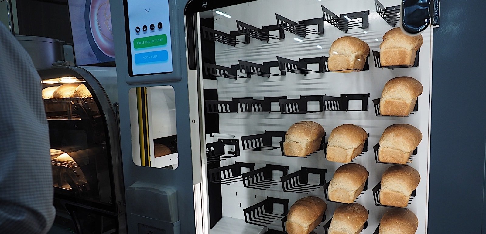 #CES | На выставке электроники показали уникальную роботизированную пекарню